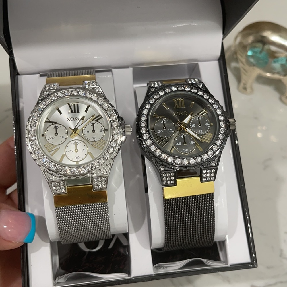 🔥XOXO PAIR OF WATCHES